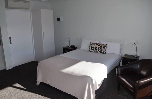 Darfield Hotel | Darfield Motel