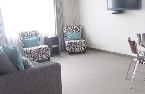 Westport Hotel | Buller Court on Palmerston
