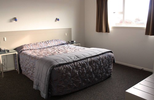 Hawera Hotel | Hawera Central Motor Lodge