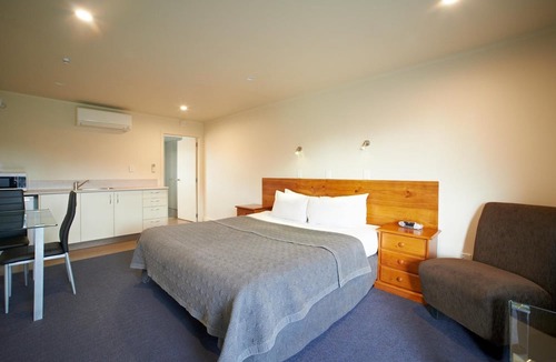 Hamilton North Hotel | Auto Lodge Motel