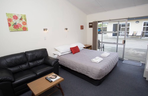 Timaru Hotel | The Coast Motel