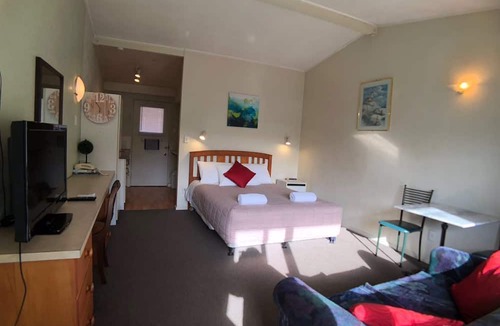 Upper Riccarton Hotel | Tui Lodge Motel