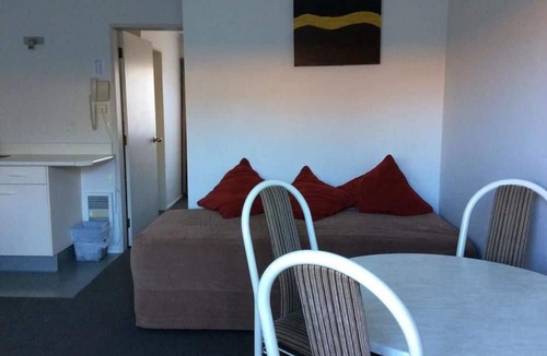Wellington Hotel | Marksman Motor Inn