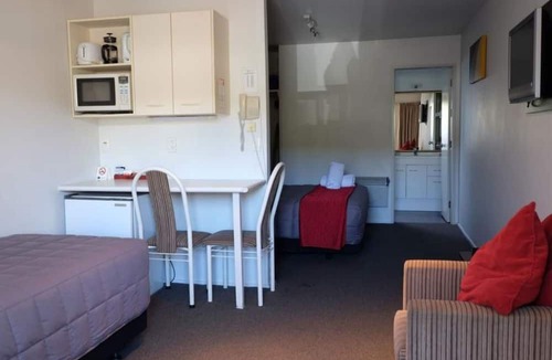 Wellington Hotel | Marksman Motor Inn