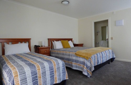 North Dunedin Hotel | Sahara Motels