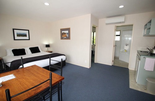 Solway Hotel | South Park Motel