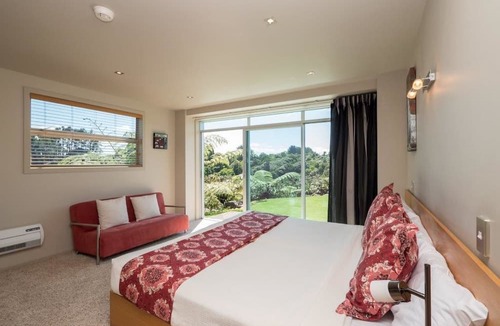 Burgess Park Hotel | One Burgess Hill