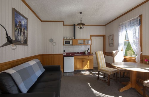 Arrowtown Other | Settlers Cottage Motel