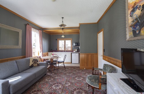 Arrowtown Other | Settlers Cottage Motel