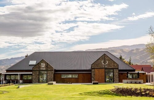 Lowburn Hotel | Harvest Hotel