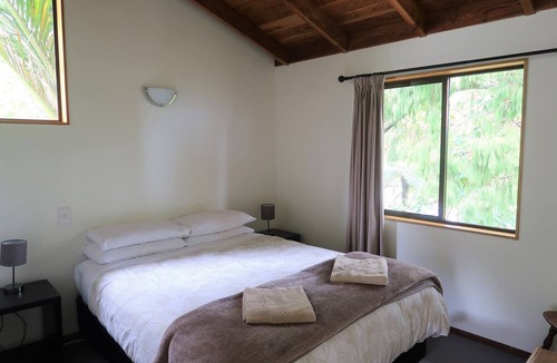 Punakaiki Hostel | Te Nikau Retreat - Hostel