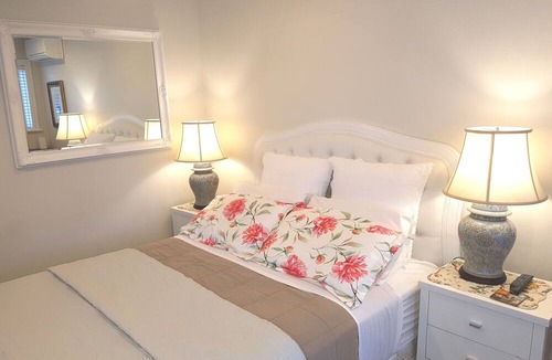 Ponsonby House | Ponsonby Manor