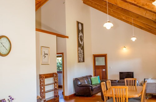 Hahei Cottage | Church Accommodation