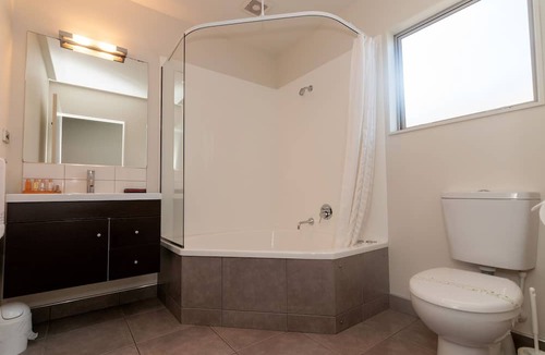 Hawera Hotel | The Park Motel