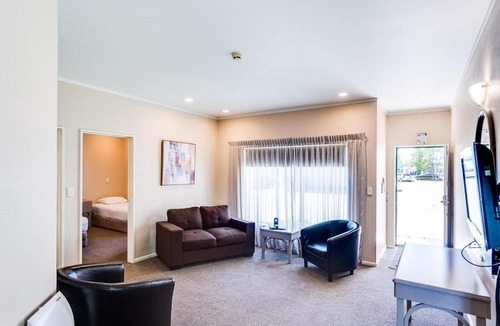 Hastings Hotel | Cumberland Court Motel