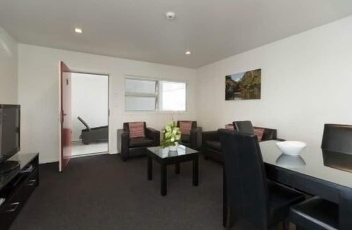 New Plymouth CBD Hotel | The Dawson Motel