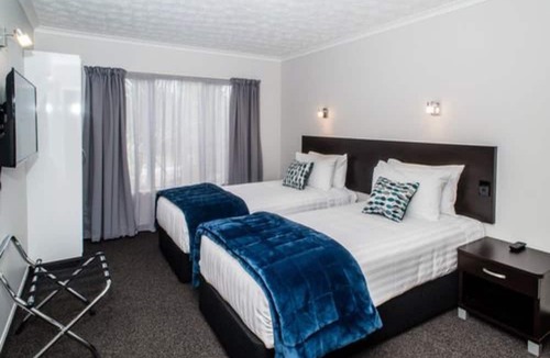 Gisborne Hotel | White Heron Motor Lodge