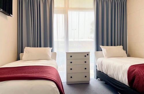 Mount Eden Hotel | Mount Eden Motel
