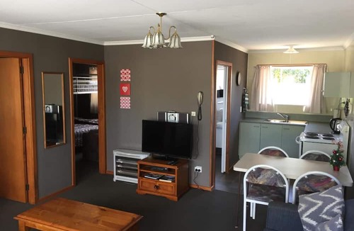 Alexandra Hotel | Alexandra Motor Lodge