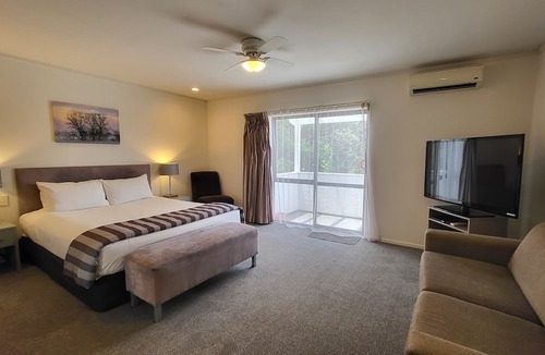 Manukau City Cabin | Manukau Motor Lodge