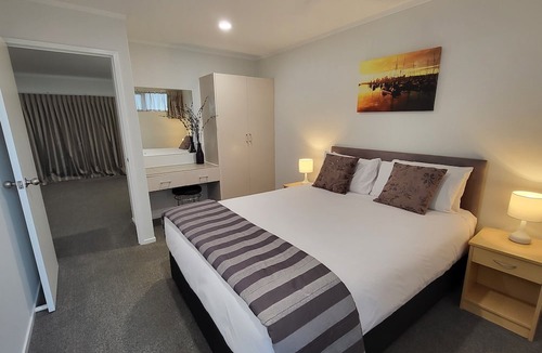 Manukau City Cabin | Manukau Motor Lodge