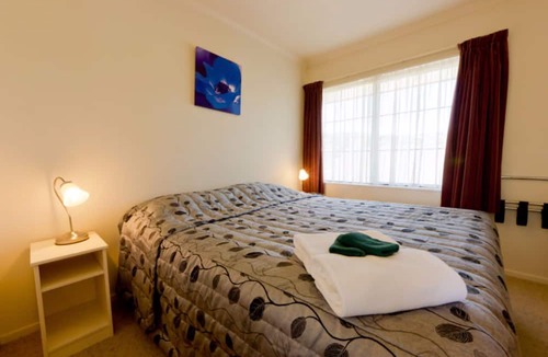 Tahunanui Hotel | Arrow Motel Apartments