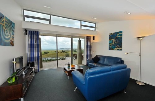 Clevedon Bed & Breakfast | Kitenga Luxury Bed & Breakfast