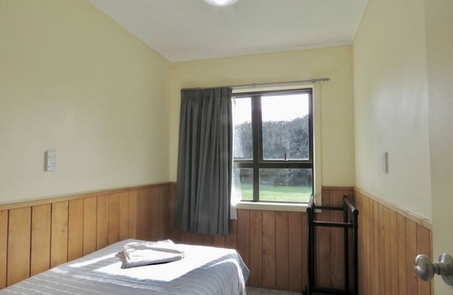 Ohaupo Hotel | Mystery Creek Motel