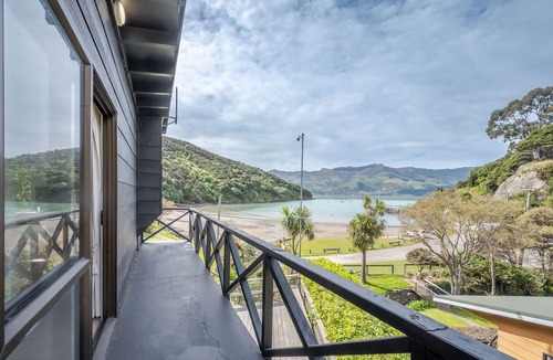 French Farm House | Bay View - Tikao Bay Holiday Home