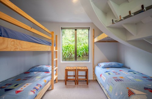 French Farm House | Bay View - Tikao Bay Holiday Home