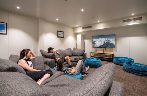 Wanaka Hostel | The Brownston Hostel