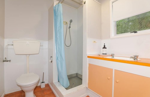 Tikitere House | The Lakes Edge - Lake Rotoiti Holiday Home