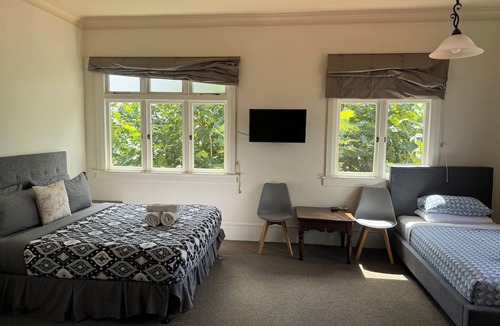 Cambridge Bed & Breakfast | Penmarric House - Self Check-in