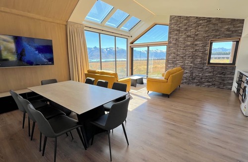 Tekapo Cabin | Guide Hill Station Lodge