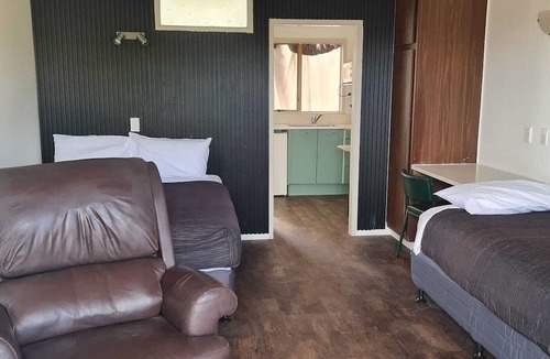 Taupo Hotel | Kiwi Cove Motel
