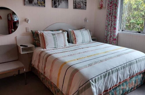 Taupo Bed & Breakfast | Happy Home
