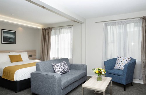 Petone Hotel | Quest Petone