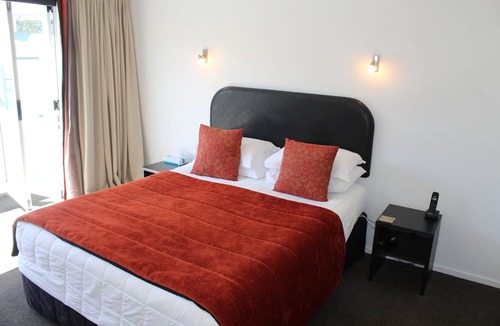 Christchurch City Centre Hotel | The Grange Motel