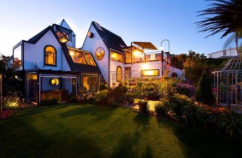 New Plymouth Bed & Breakfast | Tivoli Homestay