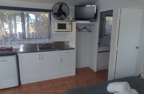 Rotorua Other | Cosy Cottage Thermal Holiday Park