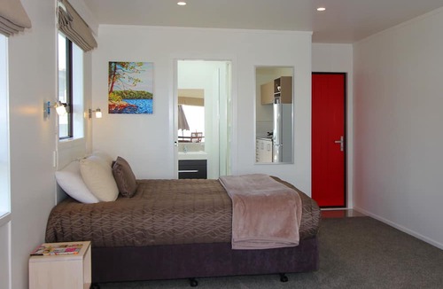 Whitianga Hotel | Blue Marlin Apartments
