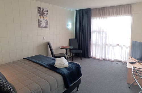 Dargaville Hotel | Parkview Motel