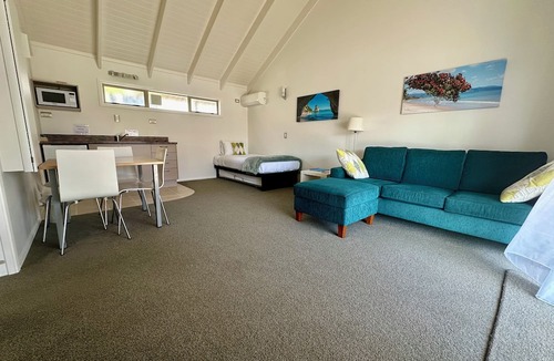 Coromandel Hotel | The Olive Motel