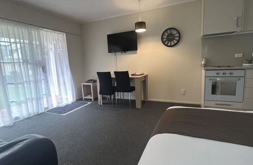 Lower Hutt Hotel | ASURE Green Gables Motel