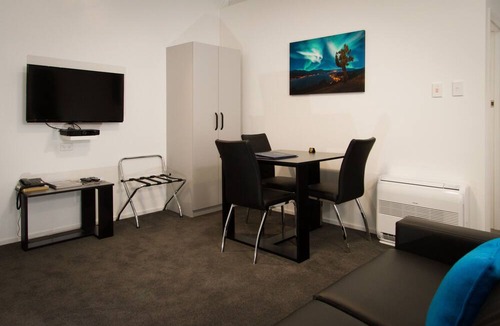 North Dunedin Hotel | Aurora On George