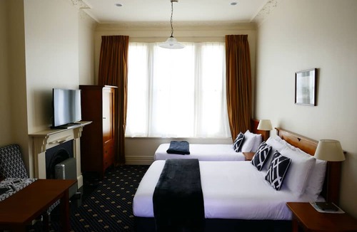 North Dunedin Hotel | Highland House Boutique Hotel