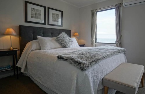 Bluff Bed & Breakfast | Lands End Boutique Hotel