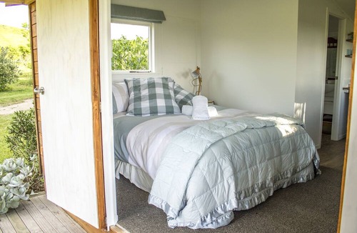 Haumoana Cottage | Herb Cottage