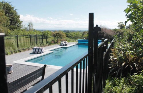 Haumoana Cottage | Herb Cottage
