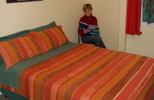 New Plymouth Hostel | Egmont Eco Leisure Park - Hostel